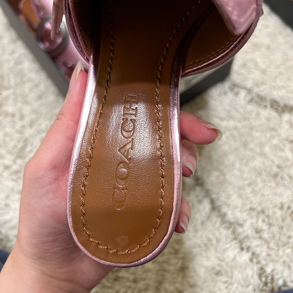 FINAL PRICE. BNIB Coach Nikka Slip On - Picture 5 of 6
